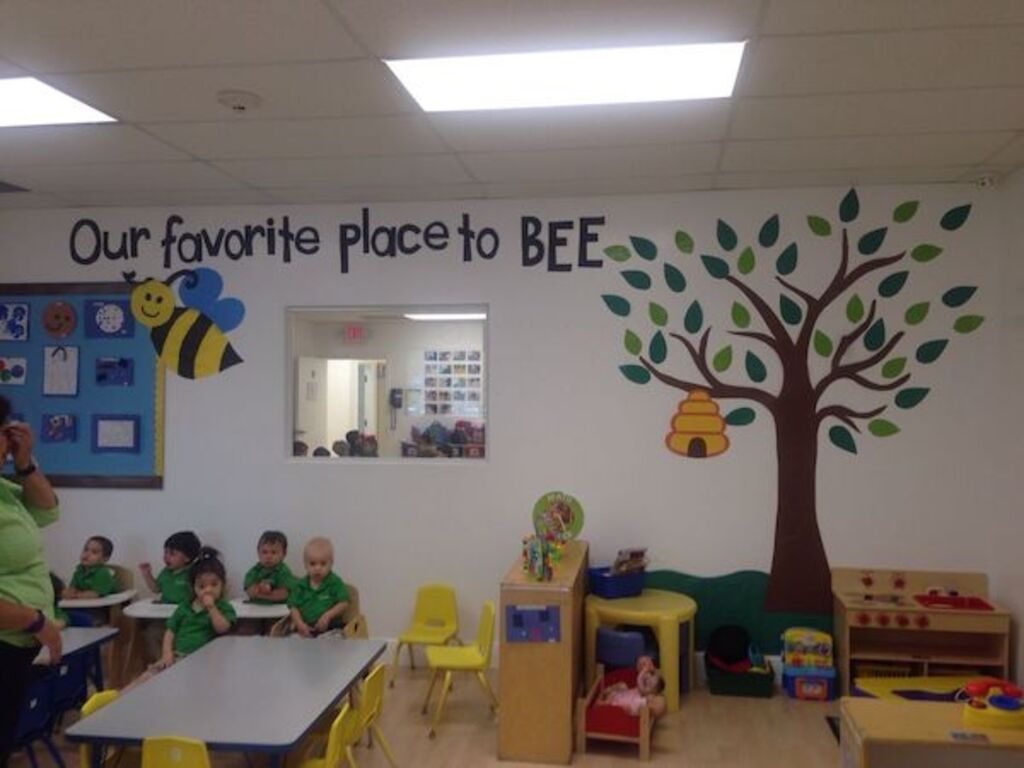 Vẽ tranh tường trung tâm tiếng anh tại Đà Lạt